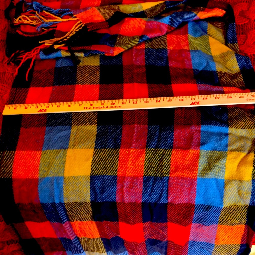 Multicolor plaid scarf 100% acrylic